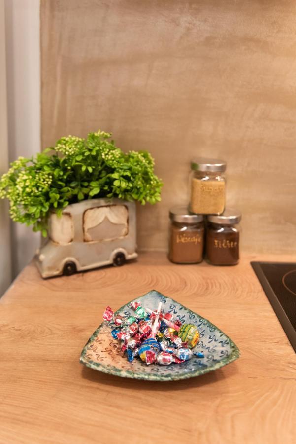 Blue Ark Comfort Near Acropolis Athena Bagian luar foto