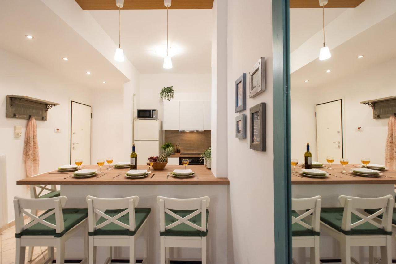 Blue Ark Comfort Near Acropolis Athena Bagian luar foto