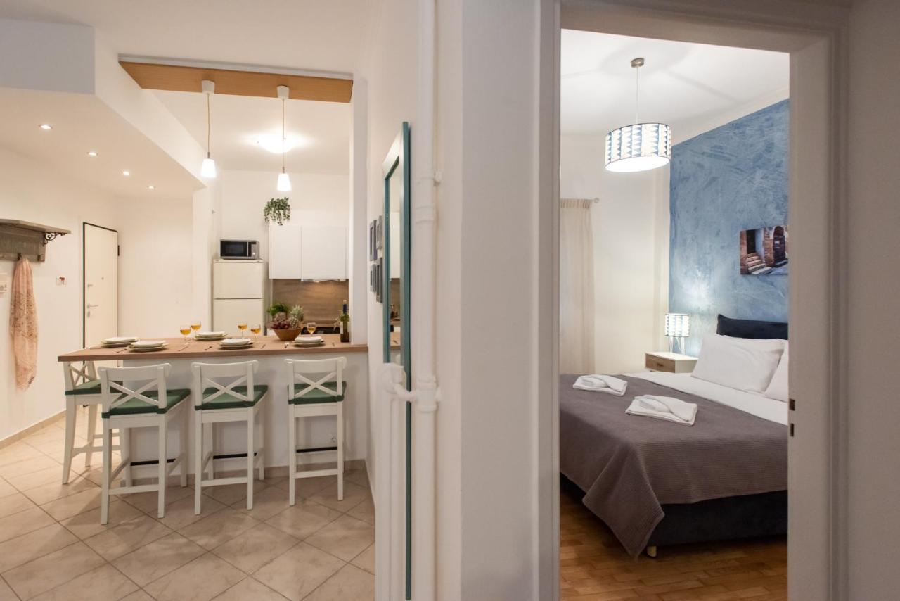 Blue Ark Comfort Near Acropolis Athena Bagian luar foto