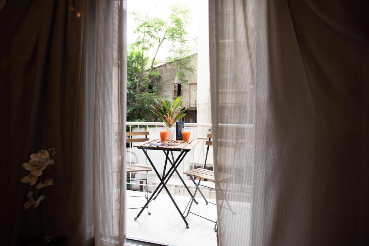 Blue Ark Comfort Near Acropolis Athena Bagian luar foto